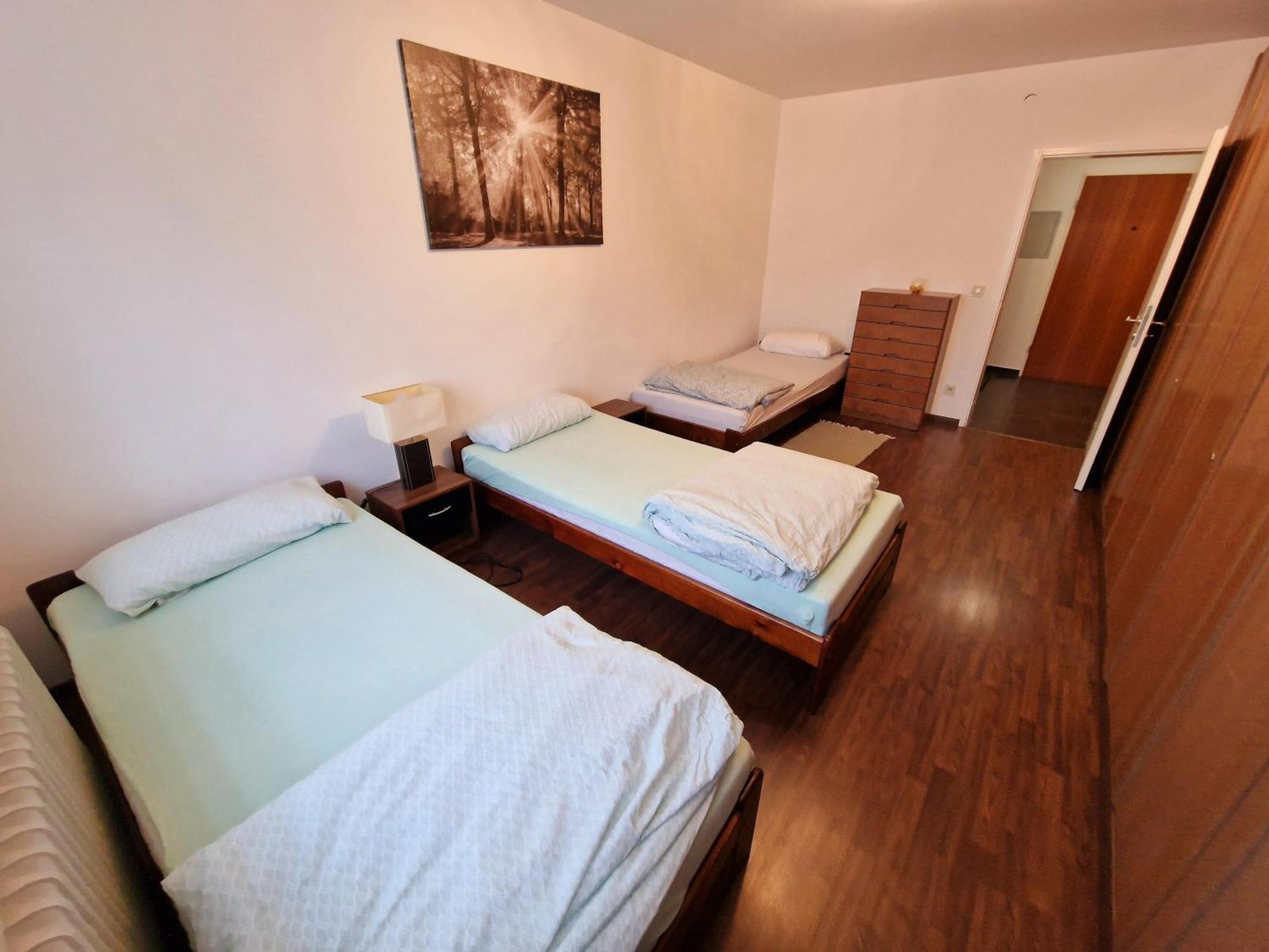 2-Zimmer Messe-Apartment Nbg-Langwasser 60Qm Нюрнберг Екстер'єр фото